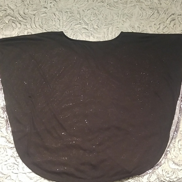 Shirt - Picture 2 of 5